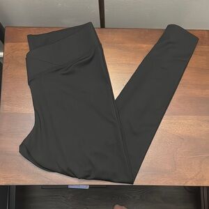 Black Cross Waist Leggings